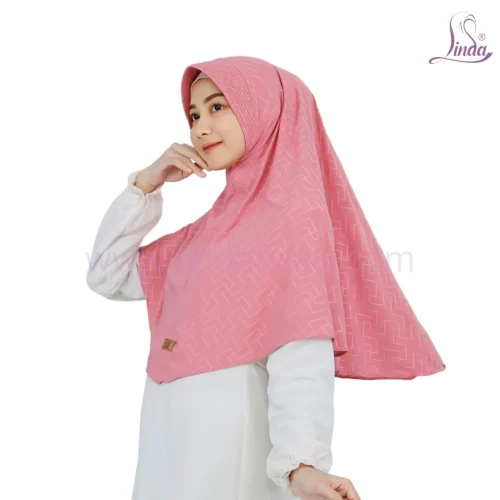 Stylish Patterned Pink Hijab for Girls - Elegant & Comfortable Wear - Image 2