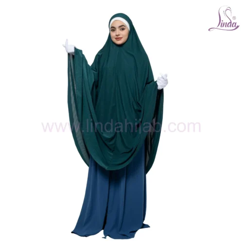 Emerald Green Butterfly Khimar – Graceful and Modest - Image 2