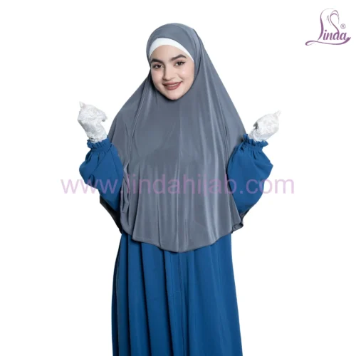 Graceful Short Khimar with Premium Rayon Fabric - Image 2