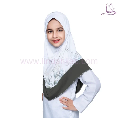 Girls Floral Instant Hijab – Lightweight Modest Prayer & Everyday Khimar for Kids - Image 5