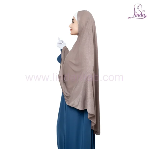 Elegant Taupe Draped Hijab – Perfect for All Occasions - Image 2