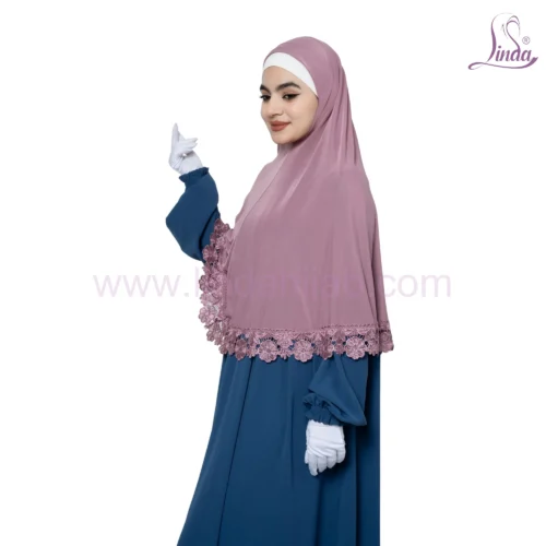 Blush Pink Lace-Trimmed Khimar – Elegant & Modest - Image 6