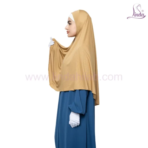 Golden Khimar with Blue Skirt – Modest and Stylish - Image 3