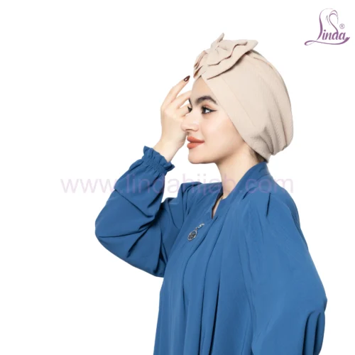 Beige Bow Accent Turban – Soft Texture & Playful Elegance - Image 5